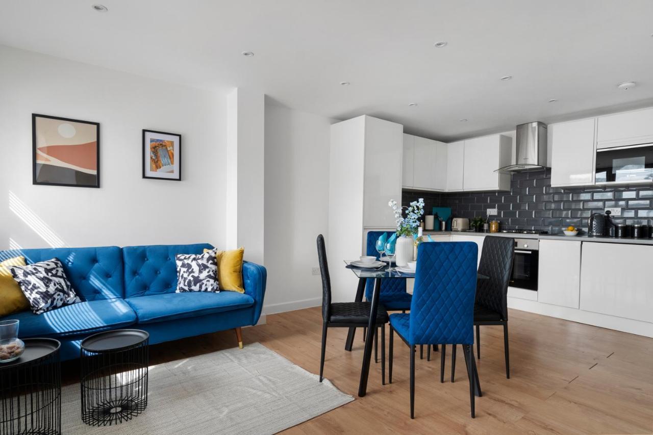 Livestay-Modern Apartments Building In Aylesbury Aylesbury  Buitenkant foto