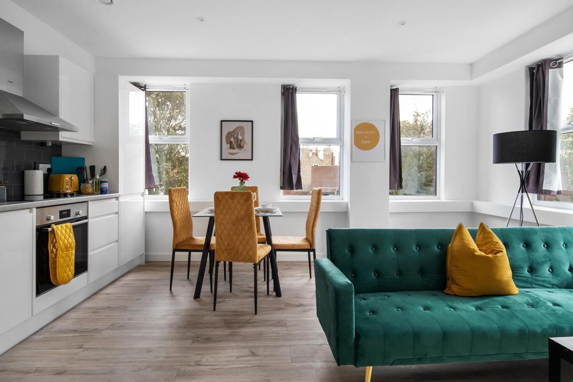 Livestay-Modern Apartments Building In Aylesbury Aylesbury  Buitenkant foto